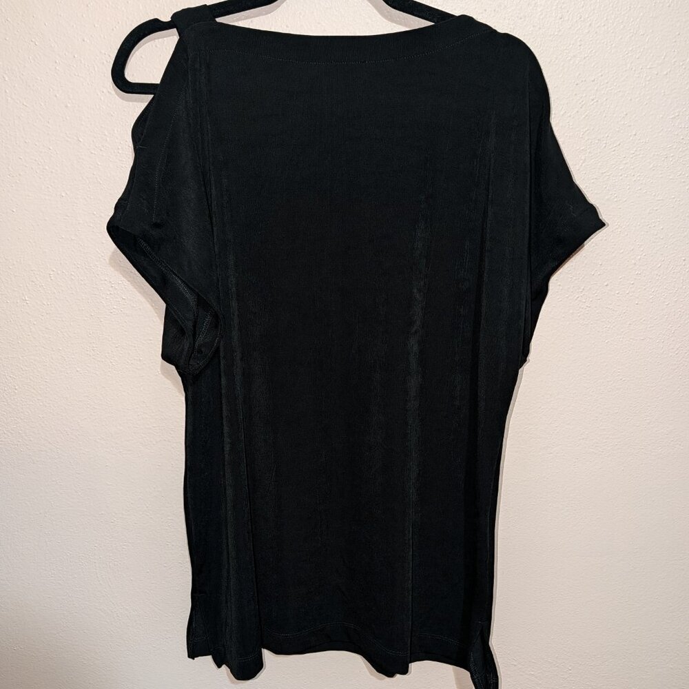 NWT Chico's Black Single Cold Shoulder Top Womens 2 Short Sleeve Shirt - Picture 5 of 10